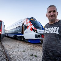 U promet pušten prvi elektrodizelski vlak na relaciji Split - Zagreb
