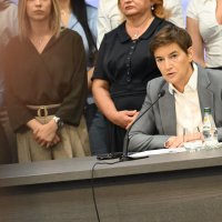 Izvanredna tiskovna konferencija Ane Brnabić