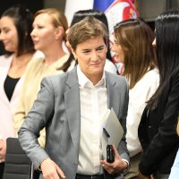Izvanredna tiskovna konferencija Ane Brnabić