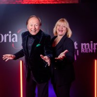 Miro Ungar, Sara Ungar