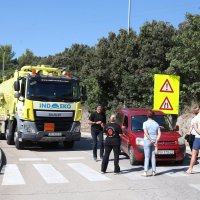 Koromačno: Građani blokirali prometnicu zbog dovoza otpada iz Like