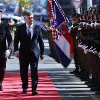 Zoran Milanović održao sastanak s načelnikom Glavnog stožera OSRH