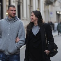 Edin Džeko, Amra Džeko