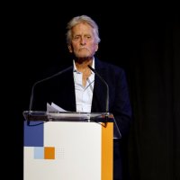 Michael Douglas