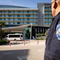 Sigurnosne pripreme u okolici hotela Radisson Blu Resort & Spa uoci summita MED9