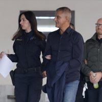 Privođenje Paška Dodića i ostalih u prostorije USKOK-a