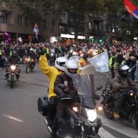 Beograd: Tisuće građana okupile su se na Trgu Slavija i okolnim ulicama na završnom predizbornom skupu Studentske liste