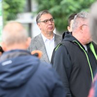 Beograd: Aleksandar Vučić u pratnji supruge glasao na izvanrednim parlamentarnim izborima