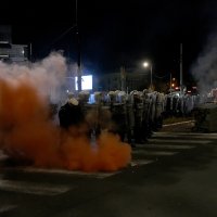Kordon policije štiti zgradu TV Pink