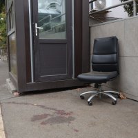 Napad pred izraelskom ambasadom u Beogradu