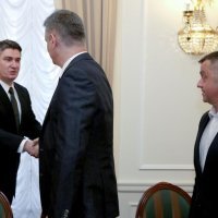 Premijer Zoran Milanović sa šefovima klubova parlamentarnih stranaka dogovara raskid arbitraže sa Slovenijom (1)