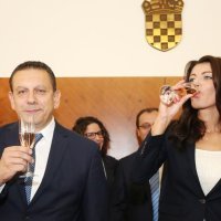 Josipa Rimac uz šampanjac se oprašta od posla gradonačelnice knina (2)