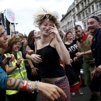 Prosvjedi potpore izbjeglicama po Europi 03