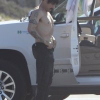 Anthoyn Kiedis na plaži  (2)