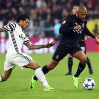 Juventus (Dani Alves) - Porto (Yacine Brahimi)