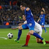 Leicester (Christian Fuchs) - Sevilla (Samir Nasri)