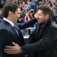 Atletico M. - Bayer L., treneri Tayfun Korkut i Diego Simeone (1)