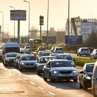 Šest vozila oštećeno u lančanom sudaru na Slavonskoj aveniji