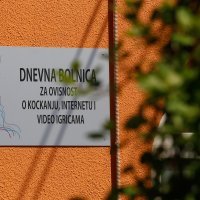 Dnevna bolnica za liječenje ovisnosti o internetu i video igricama
