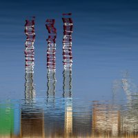 Refleksije brodogradilišta Uljanik u moru (10)