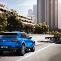 2015-Porsche-Macan-SUV-1[2]