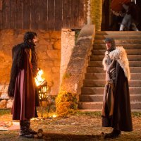 Mladen Vulić kao kralj Tomislav i Marinko Prga kao knez Krševan u reality showu 'Anno'