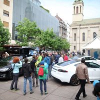 Tesla model X na Cvjetnom trgu