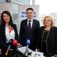 Petra Mandić, Božo Petrov i Ines Strenja-Linić