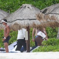 Serena Williams i Alexis Ohanian na plaži