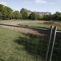 Ograda u parku na Savici