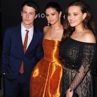 Selena Gomez, Dylan Minnette, Katherine Langford