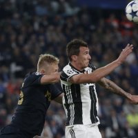 Juventus - Monaco (Kamil Glik vs. Mario Mandžukić)
