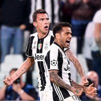 mario mandžukić dani alves