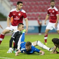 Danijel Olmo je završio na travi