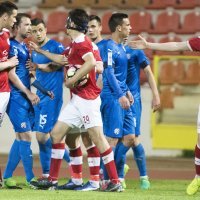 Naguravanje igrača Splita i Dinama