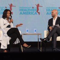 Michelle Obama uspješno spojila dva trendi komada
