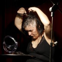 Performans Vlasta Delimar 2011. u znak prisjećanja na Toma Gotovca