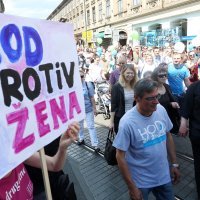 Povorku Hoda za život dočekivali kontraprosvjednici