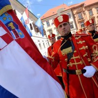 Državni vrh na smjeni straže Počasno-zaštitne bojne na Markovom trgu
