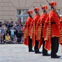 Državni vrh na smjeni straže Počasno-zaštitne bojne na Markovom trgu
