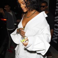 Rihanna stajlingom ušutkala zle jezike