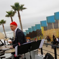 Koncert 'Srušite taj zid' na američko-meksičkoj granici