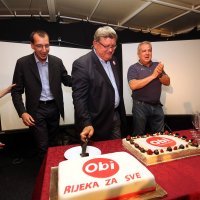 Slavlje u stožeru Vojka Obersnela nakon pobjede na lokalnim izborima
