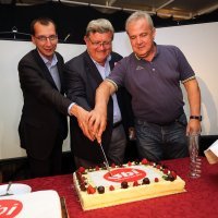 Slavlje u stožeru Vojka Obersnela nakon pobjede na lokalnim izborima