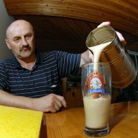 Karlo Starčević proizvodi poznato Velebitsko pivo