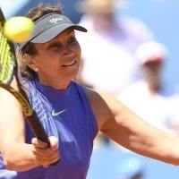 Iva Majoli na ekshibiciji protiv Martine Hingis