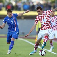 Island - Hrvatska (Mario Mandžukić)