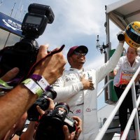 Hamilton i kaciga od Senne