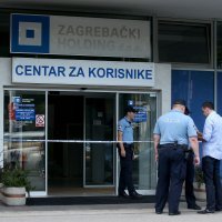 Pljačka u Zg holdingu