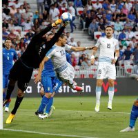 Gianluigi Donnarumma (2)